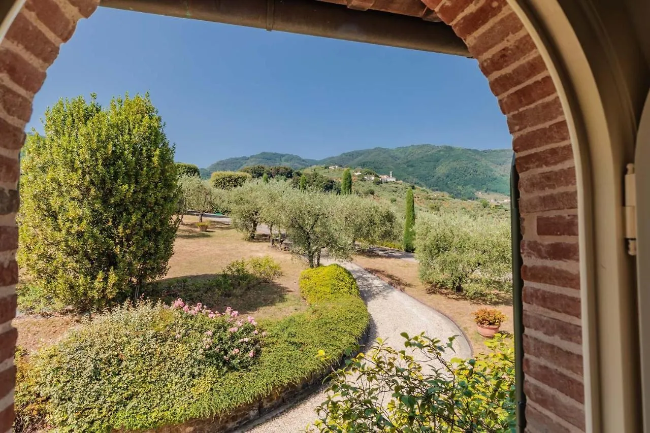 Villa Rapondi, A Stone Farmhouse With Incredible View Lucca 0*,