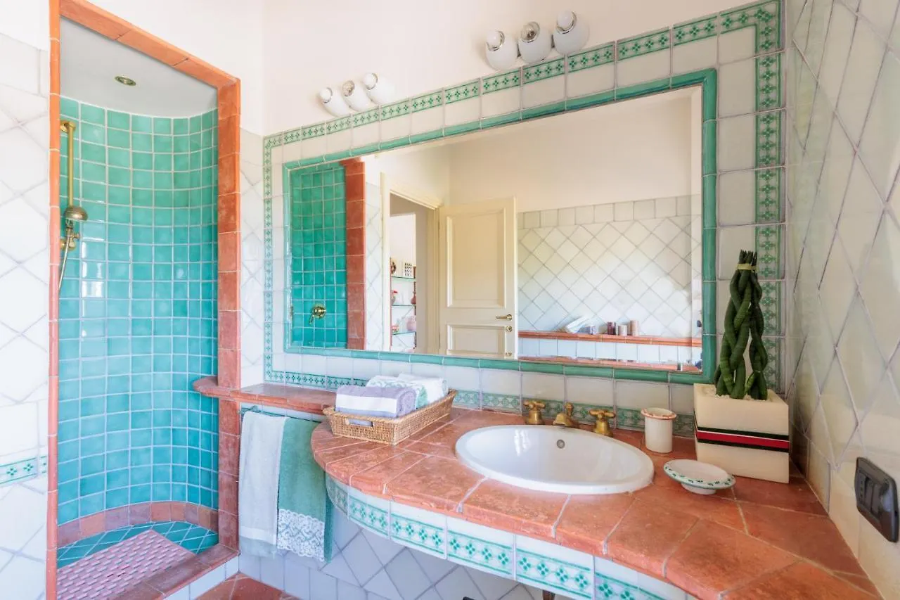 Villa Rapondi, A Stone Farmhouse With Incredible View Lucca