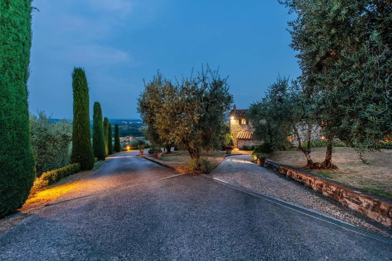 Villa Rapondi, A Stone Farmhouse With Incredible View Lucca 0*,  Italy